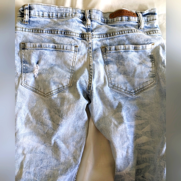 Evolution In Design Light Wash Distressed Jeans - Picture 8 of 11